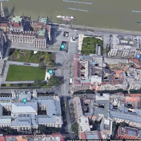 Nice And Cozy Apartment Next To The Parliament Budapest Esterno foto