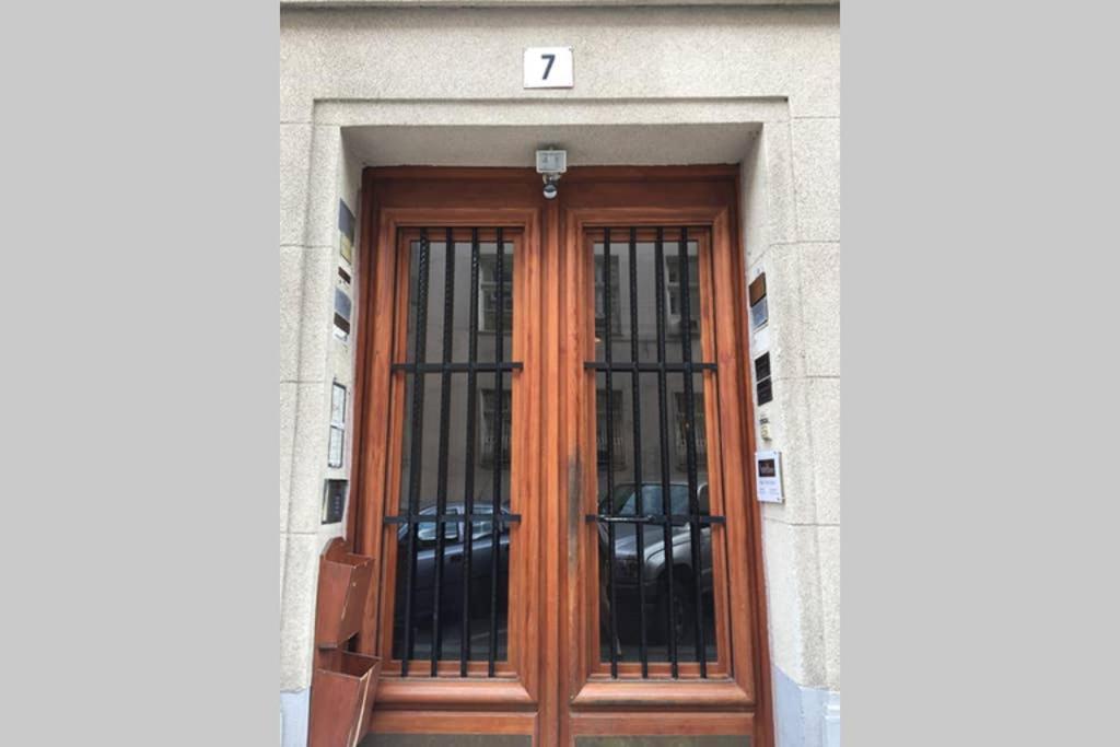 Nice And Cozy Apartment Next To The Parliament Budapest Esterno foto
